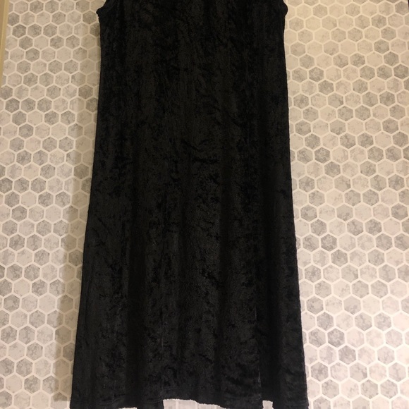 ⭐️HP⭐️ Michael Stars Velvet Swing Mock Neck Dress - Picture 8 of 8